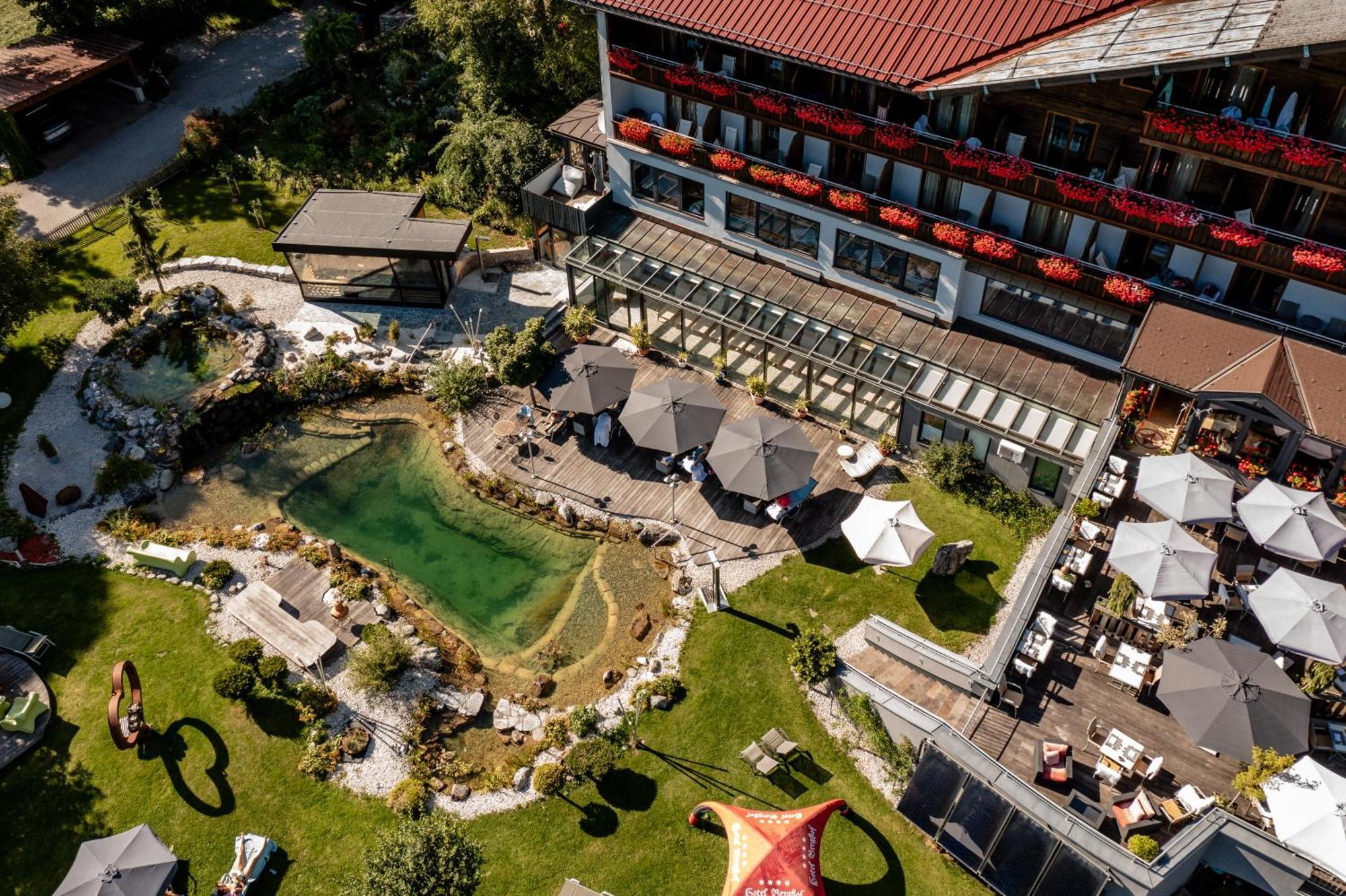 Hotel Berghof Рамзау ам Дахщайн Екстериор снимка