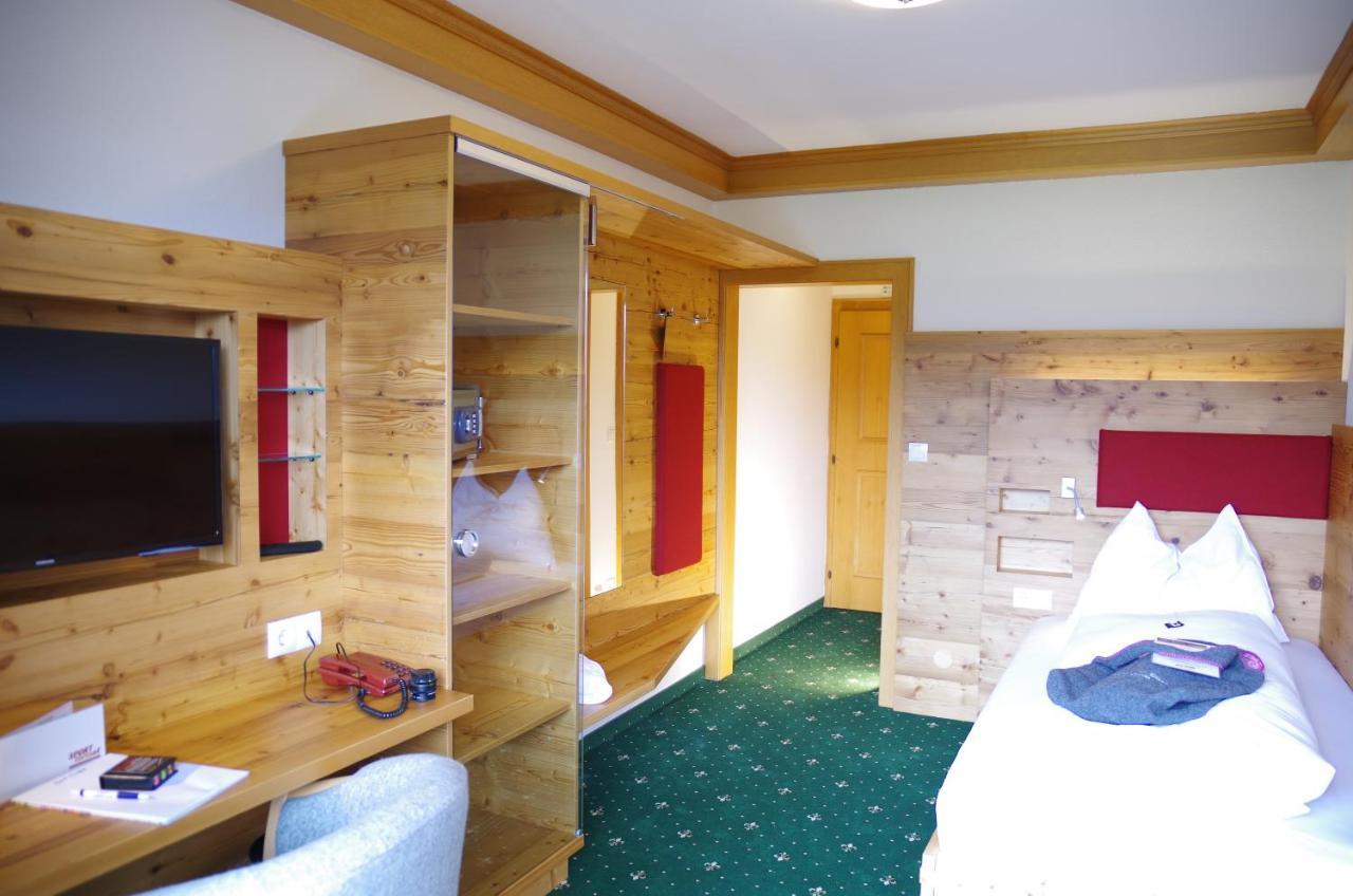 Hotel Berghof Рамзау ам Дахщайн Екстериор снимка